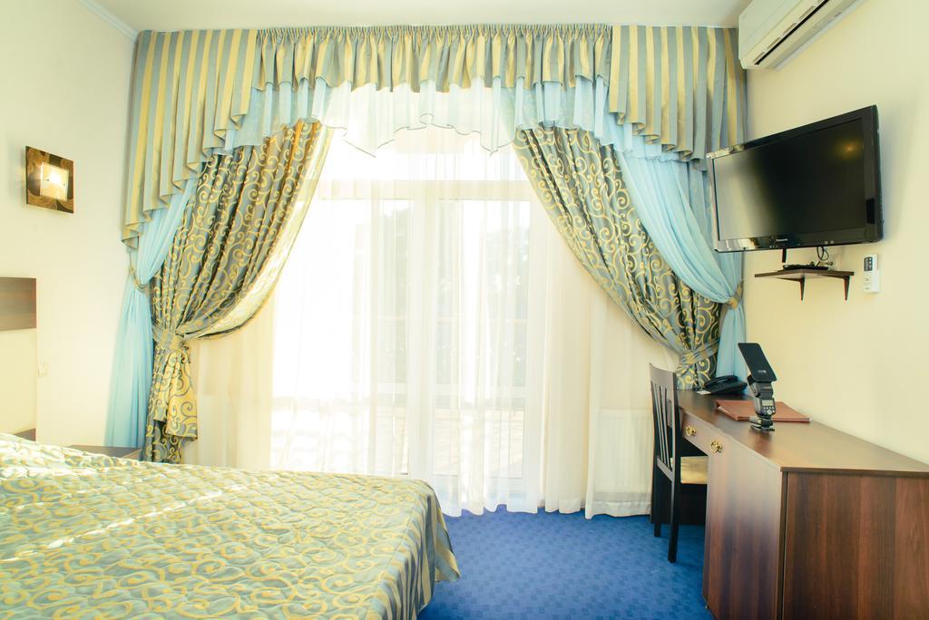 Petrovskyi Brovar Brovary Room photo