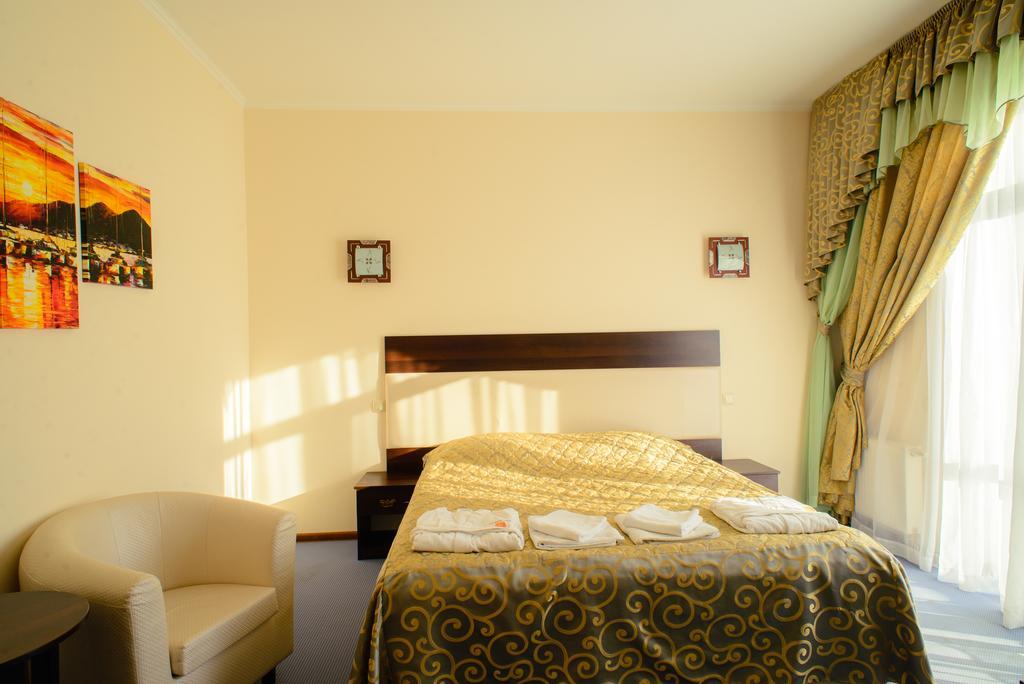 Petrovskyi Brovar Brovary Room photo