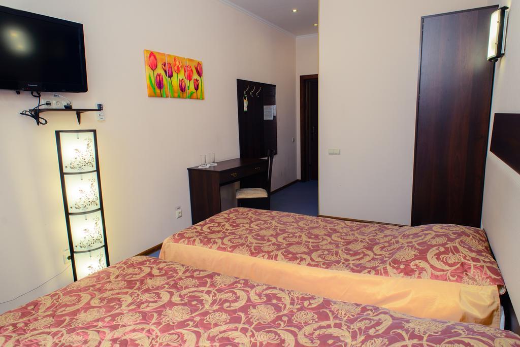 Petrovskyi Brovar Brovary Room photo